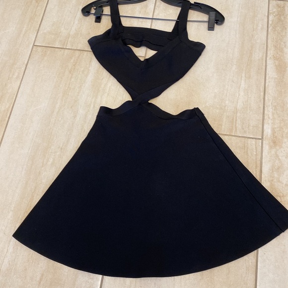 SEXY! SEXY!! Little black BCBGMAXAZRIA dress. Great for the holidays!!!! - Picture 3 of 6